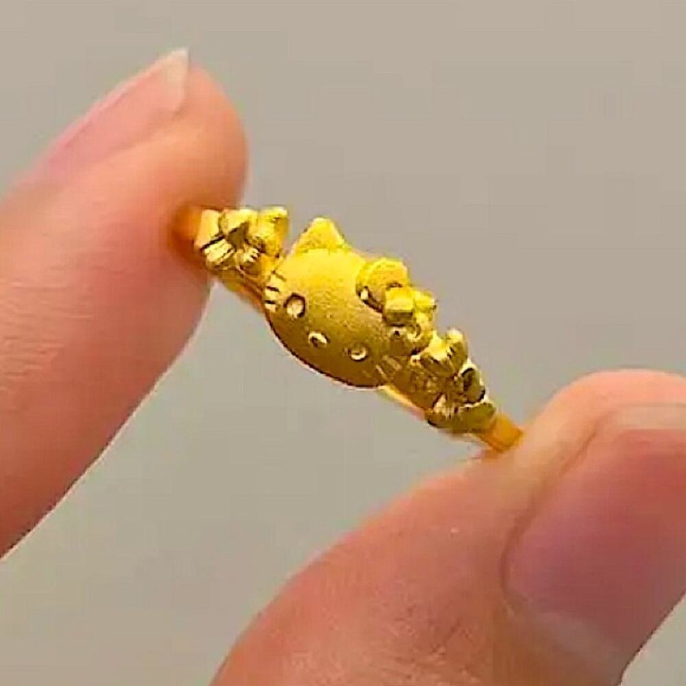 Hello Kitty Gold Plated Ring - Picture 6 of 6